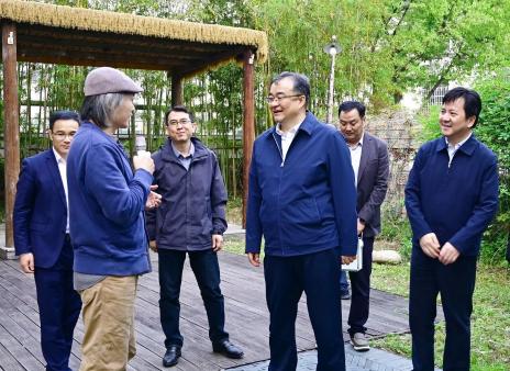 更大力度打造新时代鱼米之乡 | 黄爱军带队调研和美乡村建设工作